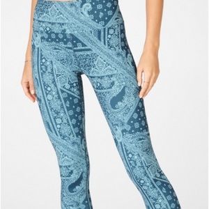 NWT- Fabletics The Boost High Waisted 7/8 Legging -BANDANA (24”)- Brand New!!